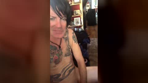 Snapshot of litknick14 chatting on January 5, 5:27 pm litknick14 online show from January 5, 5:27 pm