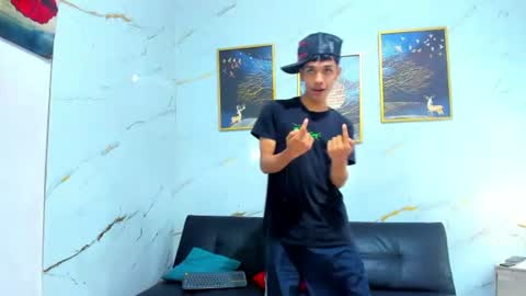 Snapshot of litle_sweet chatting on July 3, 11:22 pm dilan jack thom online show from July 3, 11:22 pm