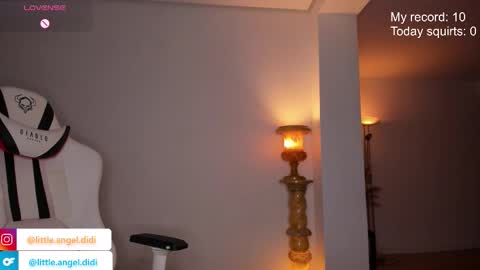 Diana Woods online show from September 28, 4:01 pm