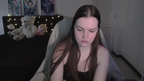 little__flowers online show from October 20, 8:15 am