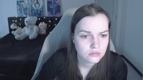 little__flowers online show from February 10, 8:40 am