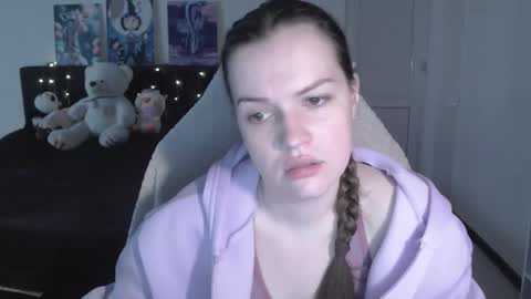 little__flowers online show from February 25, 8:57 am