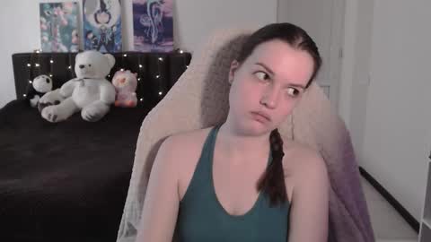 little__flowers online show from March 12, 7:58 am