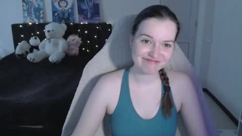 little__flowers online show from April 9, 8:31 am