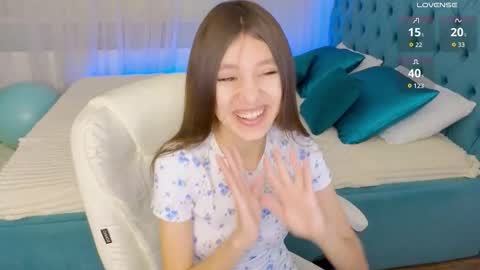    online show from February 17, 11:18 am