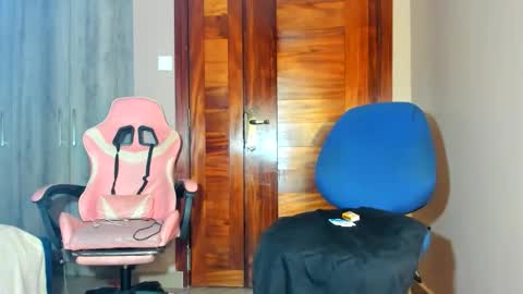 little_africa online show from February 17, 6:54 am