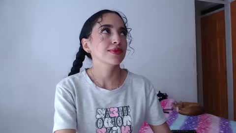 TU ANGELITO online show from November 12, 12:44 am