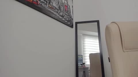 Help me reach 100 likes online show from February 27, 7:26 pm