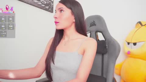 Help me reach 100 likes online show from September 25, 7:17 pm