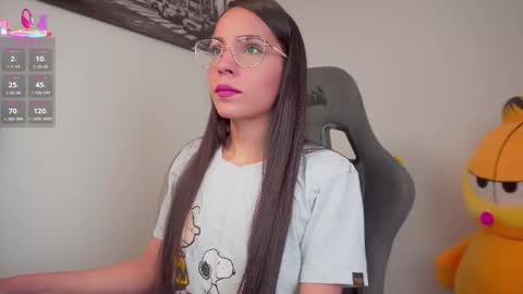 Help me reach 100 likes online show from October 12, 7:13 pm