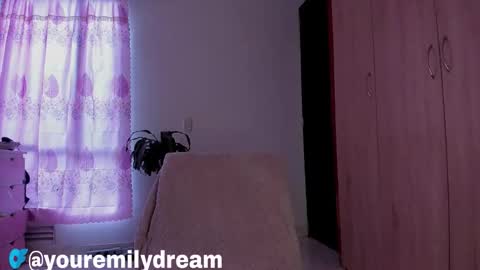 Snapshot of little_emilyd chatting on March 4, 5:19 pm Emily online show from March 4, 5:19 pm