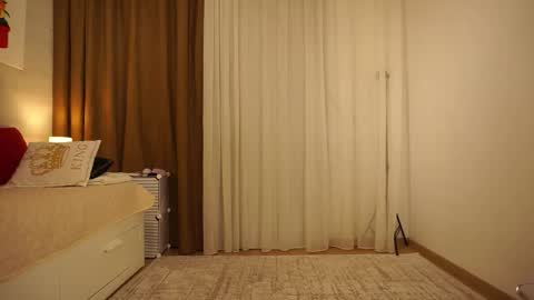 little_heart_andreea online show from November 17, 9:31 pm