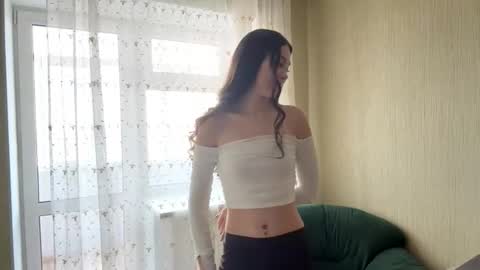 Viiola online show from October 22, 4:35 am