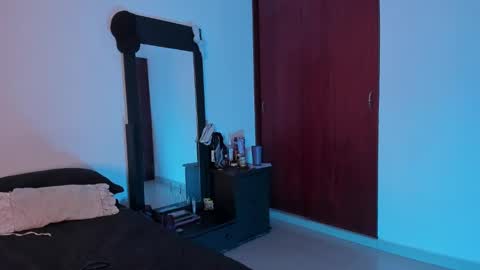 kayla  Instagram kayla 71082 online show from February 28, 1:37 am