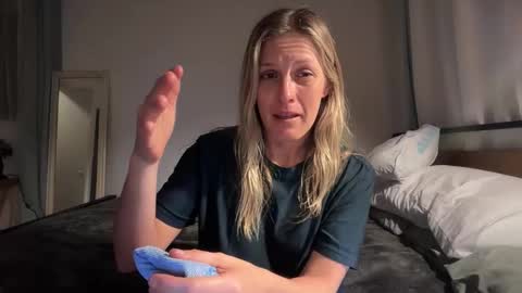 little lies online show from November 15, 4:43 am