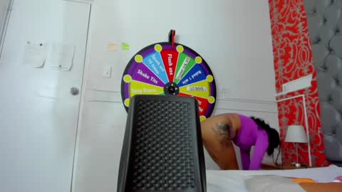 little_lilith_apple online show from February 6, 1:49 am