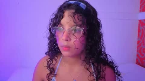 little_lilith_apple online show from September 24, 7:06 pm