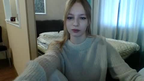 Snapshot of little_mariaa chatting on September 30, 10:53 am Maria online show from September 30, 10:53 am