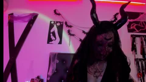 Little Nauughty2 online show from October 30, 3:13 pm