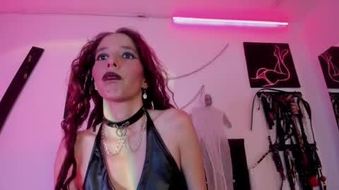 Little Nauughty2 online show from November 22, 1:43 pm