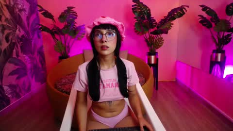 Paulette online show from October 28, 1:47 pm