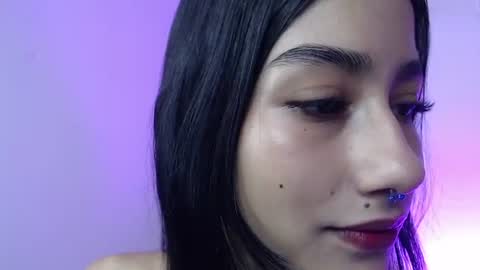 Snapshot of little_peach_69 chatting on February 27, 10:32 pm sam online show from February 27, 10:32 pm