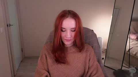 Snapshot of little_pretty_woman chatting on June 1, 12:07 pm little_pretty_woman online show from June 1, 12:07 pm