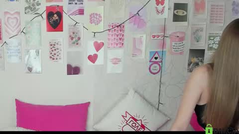 Kriss online show from November 13, 8:35 am