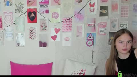 Kriss online show from November 15, 11:18 am