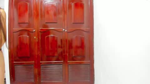 RAPUNSEL AND CAIN online show from December 15, 11:01 am