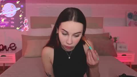 little_siin online show from December 18, 8:09 am