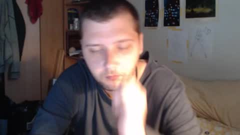 littlealien7 online show from November 12, 6:52 pm