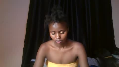 littlebunny2  online show from February 11, 10:59 pm