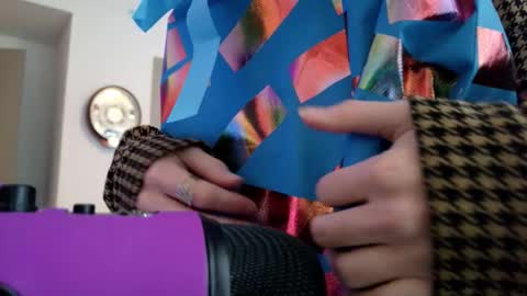 littledeathtrap online show from December 16, 8:03 pm