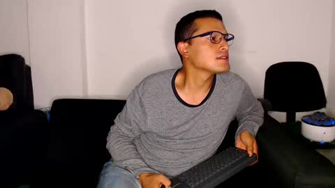 Manu online show from September 17, 2:57 am