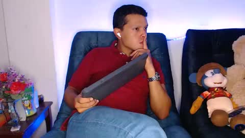 Manu online show from April 26, 4:10 am