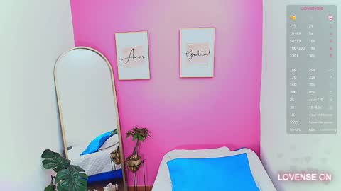 Tania  online show from January 30, 7:59 pm