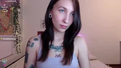 babywillsmile online show from March 6, 9:33 pm