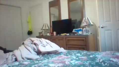Snapshot of littlekenny1951 chatting on October 26, 8:15 pm littlekenny1951 online show from October 26, 8:15 pm