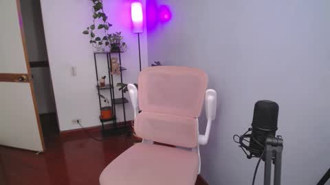 Laksmi online show from January 9, 9:27 pm