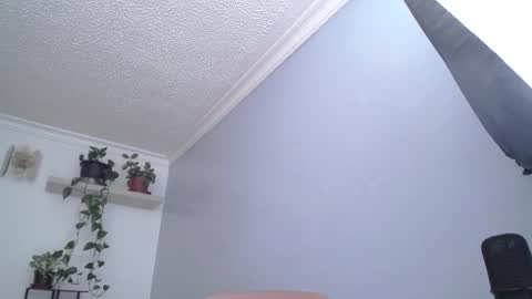 Laksmi online show from March 11, 10:05 pm