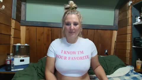 lisanixs online show from March 6, 5:31 pm