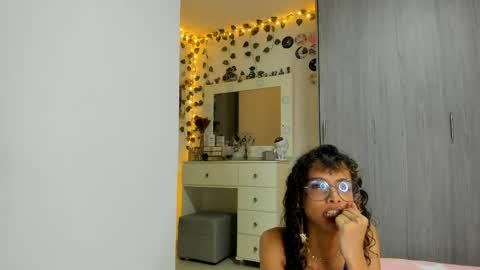 Snapshot of littlemoon18 chatting on April 7, 8:20 pm Luna online show from April 7, 8:20 pm
