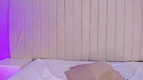 im olivia IG littleolivia01 online show from February 12, 6:51 pm