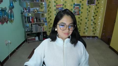 Snapshot of littleprety6969 chatting on January 20, 2:01 am Mia  Wednesday to Sunday 730 am to 1030 am Colombian Hour D online show from January 20, 2:01 am