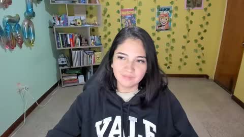 Snapshot of littleprety6969 chatting on January 27, 12:54 am Mia  Wednesday to Sunday 730 am to 1030 am Colombian Hour D online show from January 27, 12:54 am