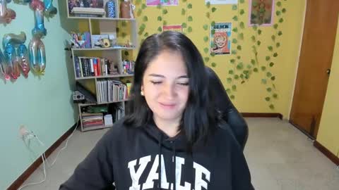 Snapshot of littleprety6969 chatting on February 10, 12:50 pm Mia  Wednesday to Sunday 730 am to 1030 am Colombian Hour D online show from February 10, 12:50 pm