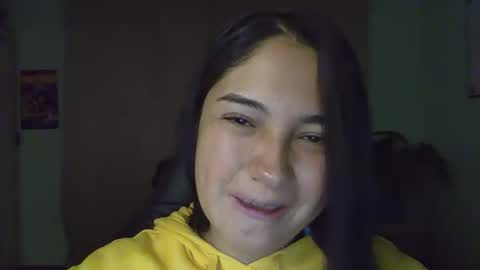 Snapshot of littleprety6969 chatting on October 6, 2:20 am Mia  Wednesday to Sunday 730 am to 1030 am Colombian Hour D online show from October 6, 2:20 am