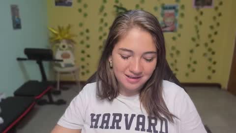 Snapshot of littleprety6969 chatting on February 15, 6:15 pm Mia Wednesday to Sunday 730 am to 1030 am Colombian Hour D online show from February 15, 6:15 pm