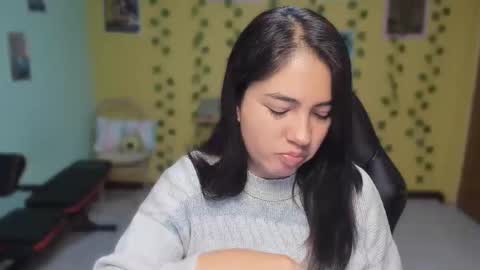 Snapshot of littleprety6969 chatting on May 13, 1:19 pm Mia Wednesday to Sunday 730 am to 1030 am Colombian Hour D online show from May 13, 1:19 pm
